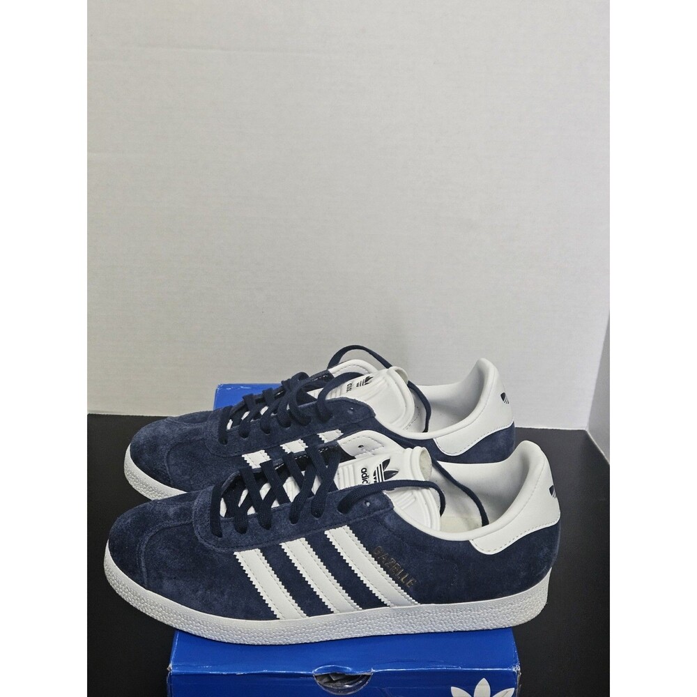 Size 8.5 - adidas Gazelle Navy - BB5478